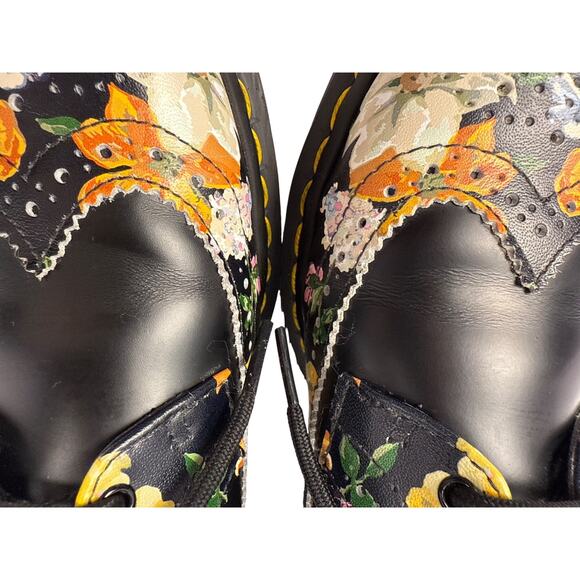 Dr. Martens Darcy Oxfords Floral Brogue 3989 Y2K Women's US 8 Black Leather Rare - Picture 8 of 12